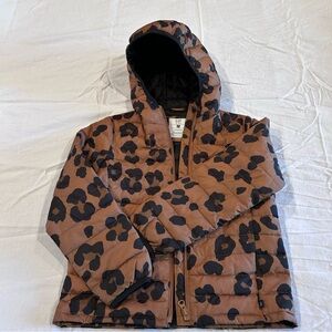 GAP Kids Lightweight Puffer Leopard Winter Jacket Size Medium Cold Control.